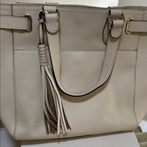 Elegant Cole Hann Cream Tote Bag